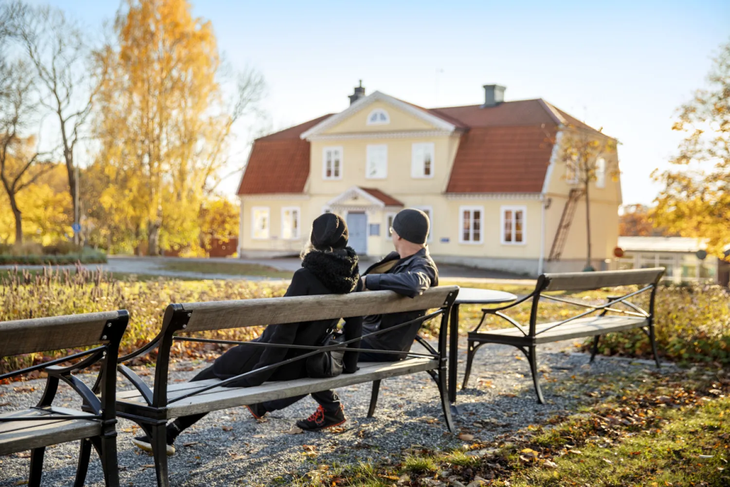 Skälby gård bänk