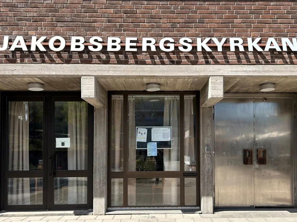 Blues, Bira och Baguette i Jakobsbergskyrkans foajé
